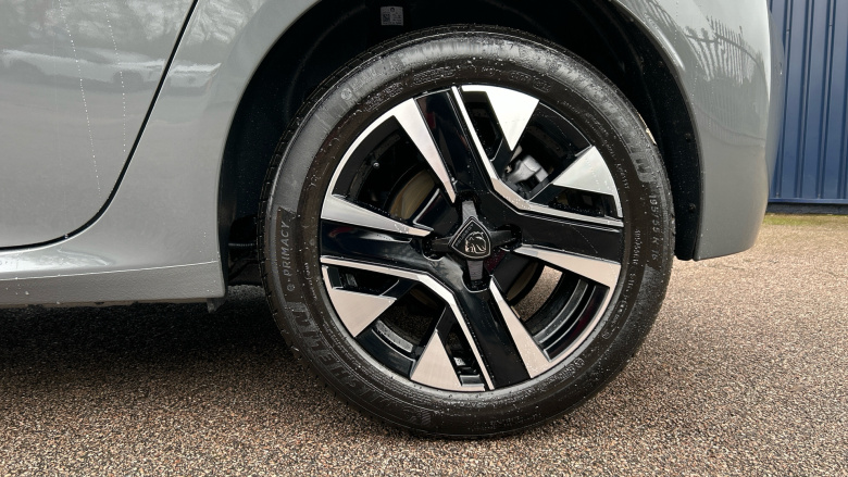 Peugeot 208 1.2 Hybrid 110 Allure 5dr e-DSC6 Petrol Hatchback